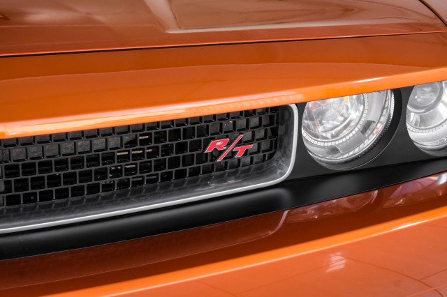 Used 2011 Dodge Challenger R/T RWD image 40