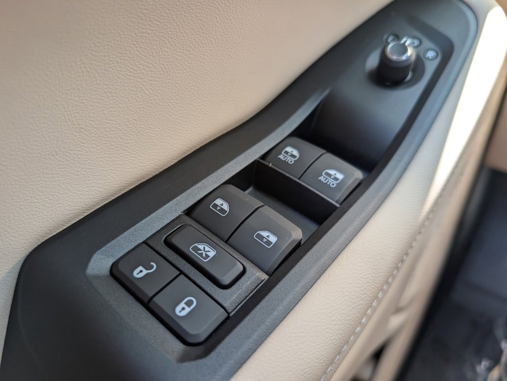 New 2025 Jeep Grand Cherokee L Limited image 40