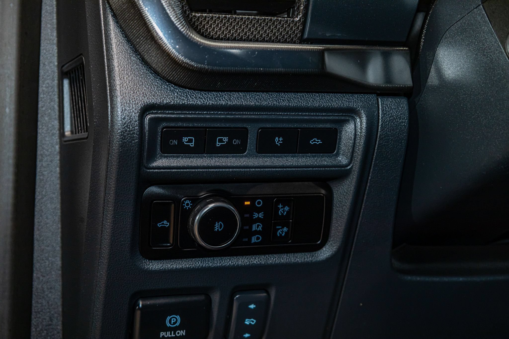 Used 2024 Ford F150 Raptor AWD/4WD image 18