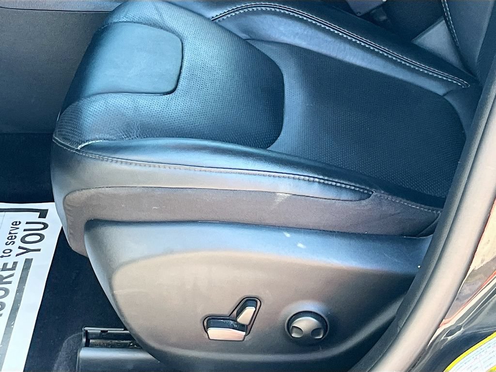 Used 2023 Jeep Cherokee Altitude Lux AWD/4WD image 19