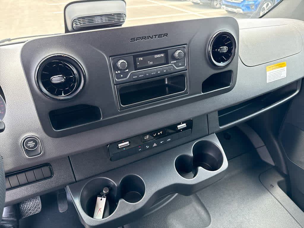 New 2025 Mercedes-Benz Sprinter 2500 image 21