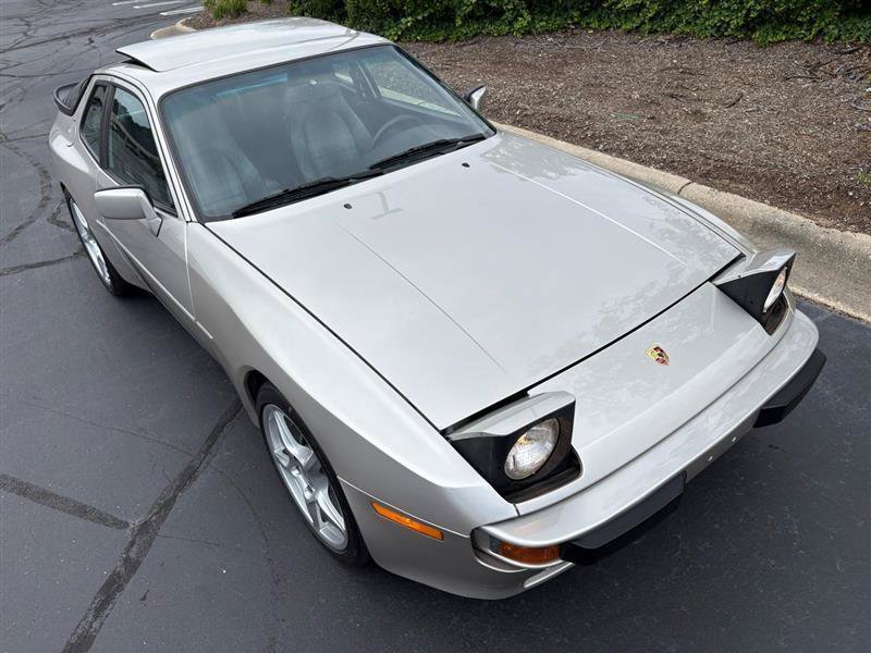Used 1988 Porsche 944 Coupe RWD image 15