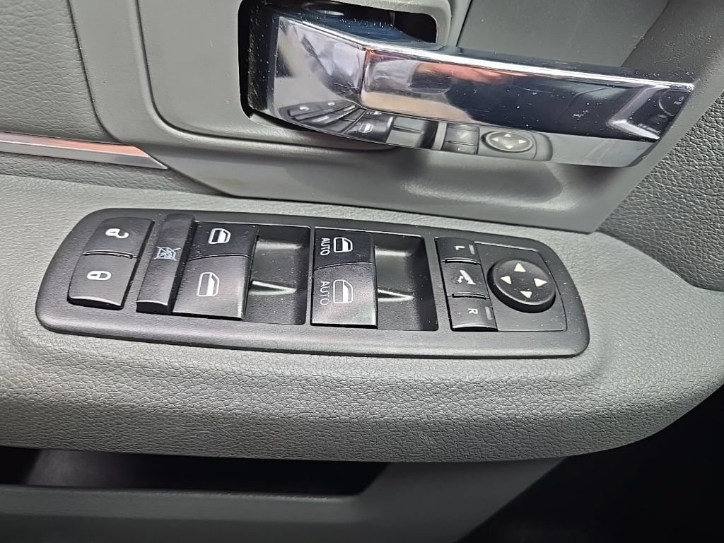 Used 2017 RAM 1500 Big Horn AWD/4WD image 23