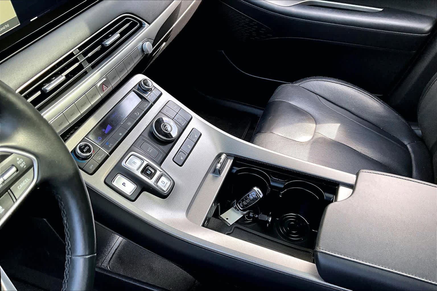 Used 2020 Hyundai Palisade SEL FWD image 16