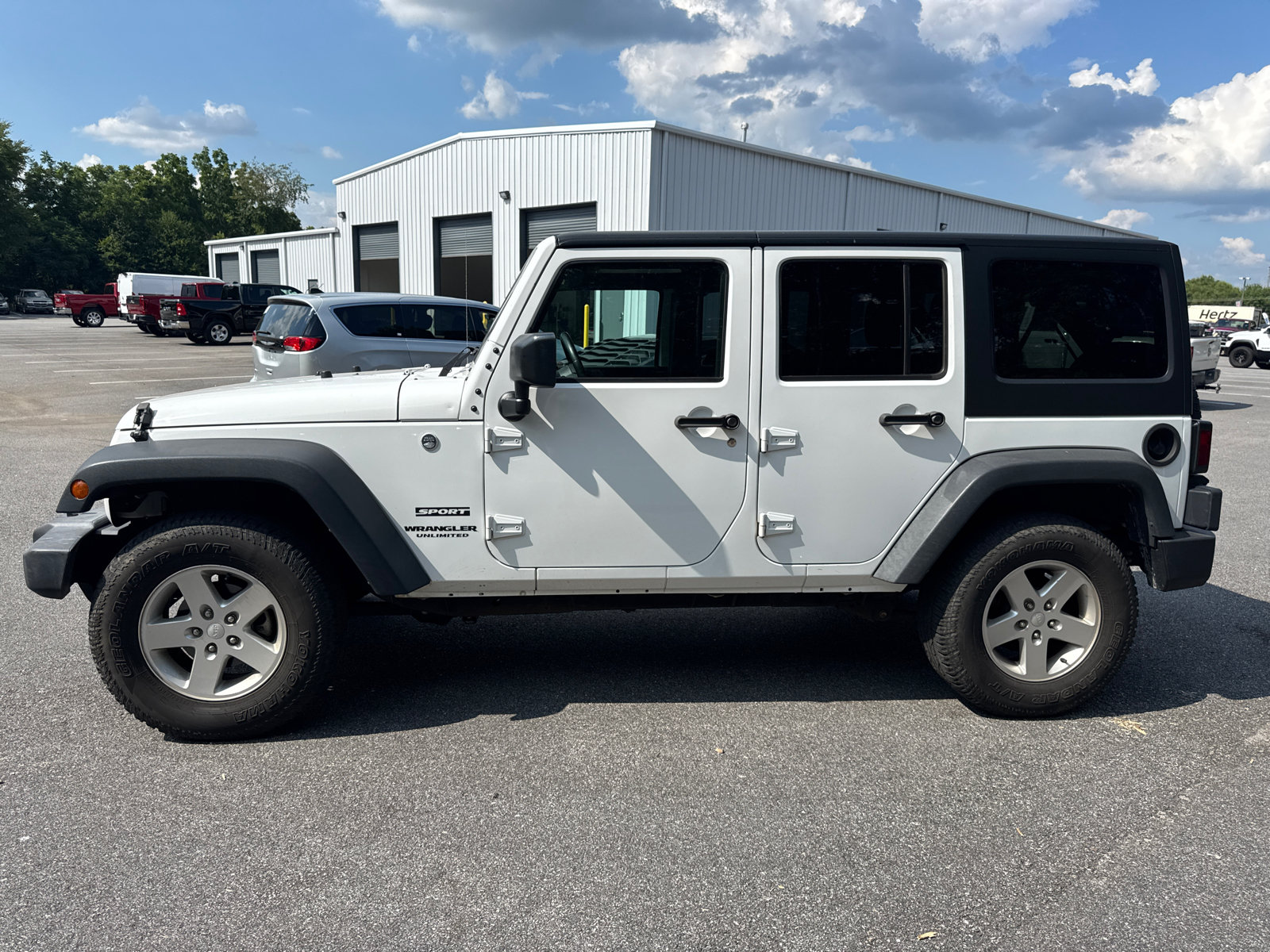 Used 2017 Jeep Wrangler Unlimited Sport w/ Quick Order Package 24S AWD/4WD image 6