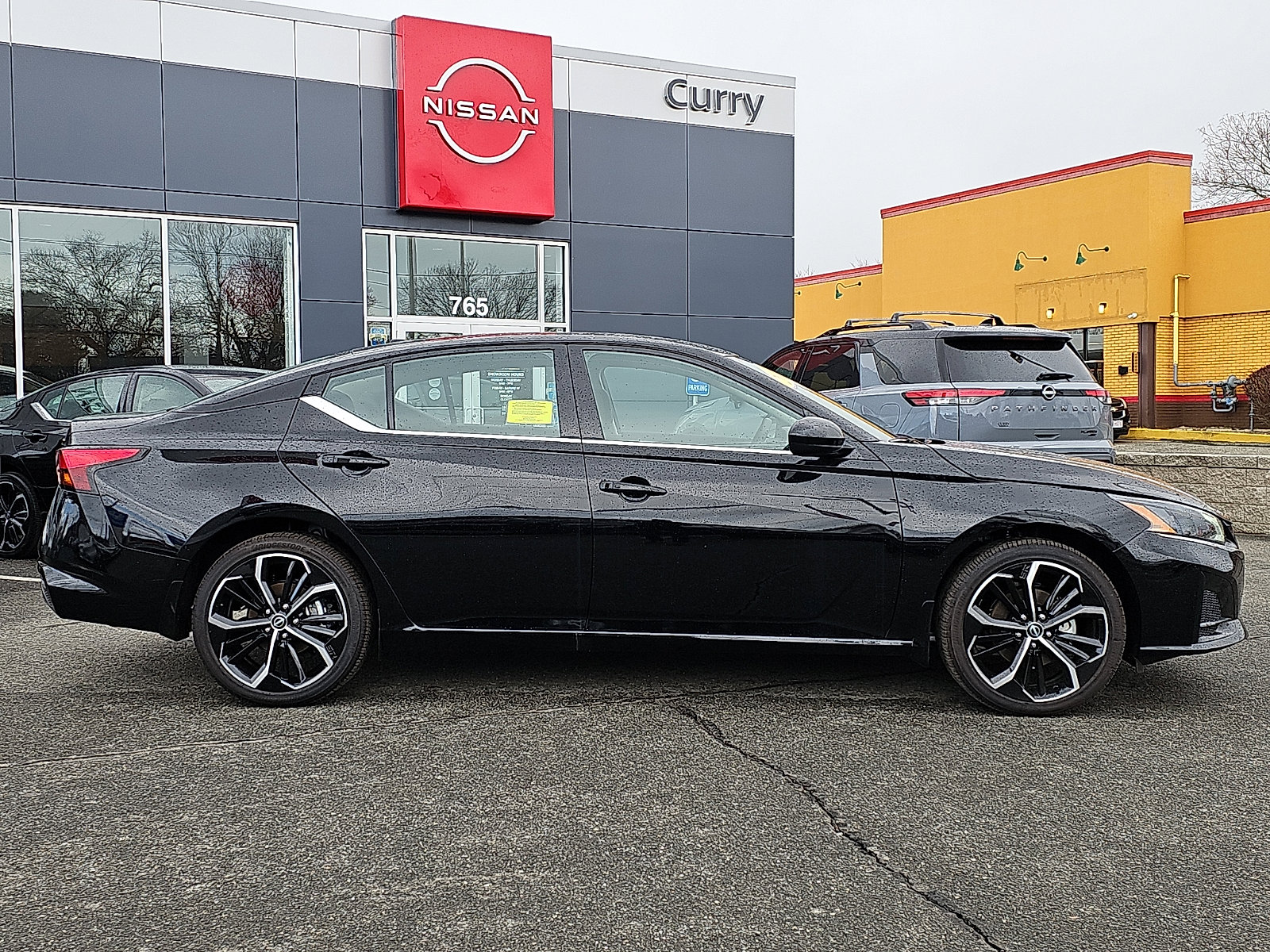 Used 2025 Nissan Altima 2.5 SR image 7