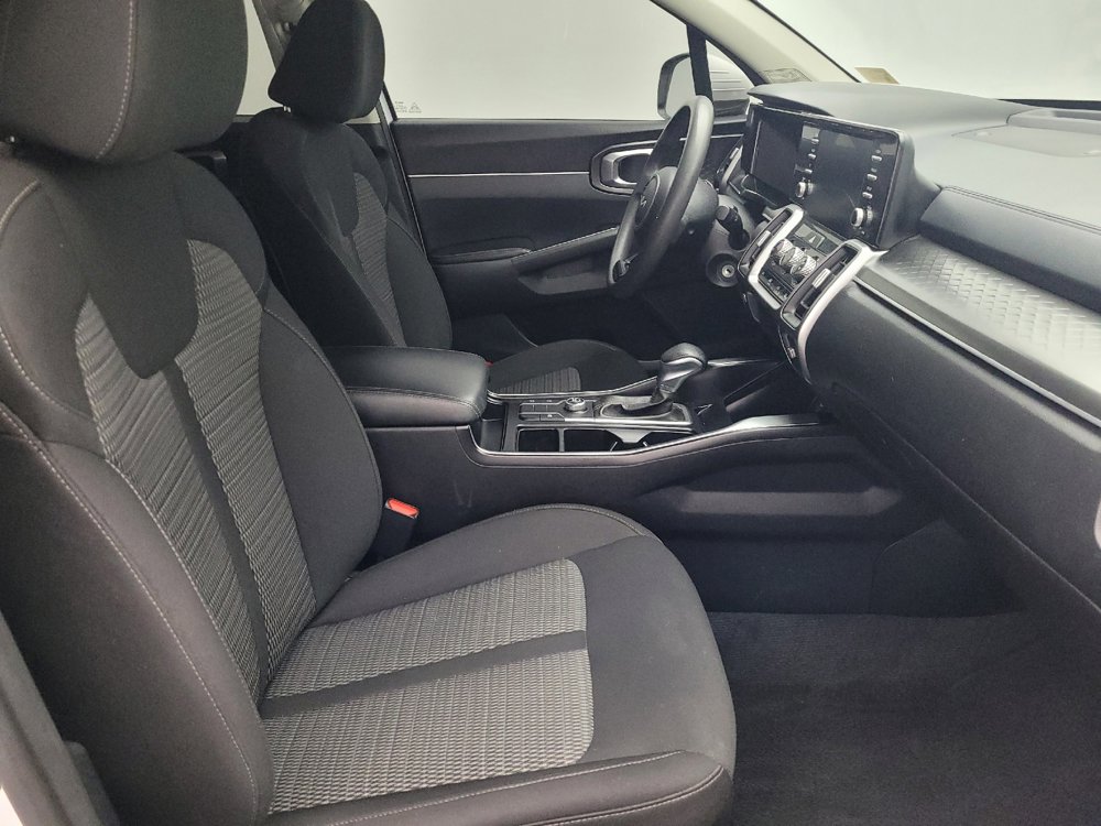 Used 2022 Kia Sorento LX image 21