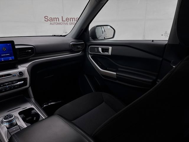 Used 2023 Ford Explorer XLT image 22
