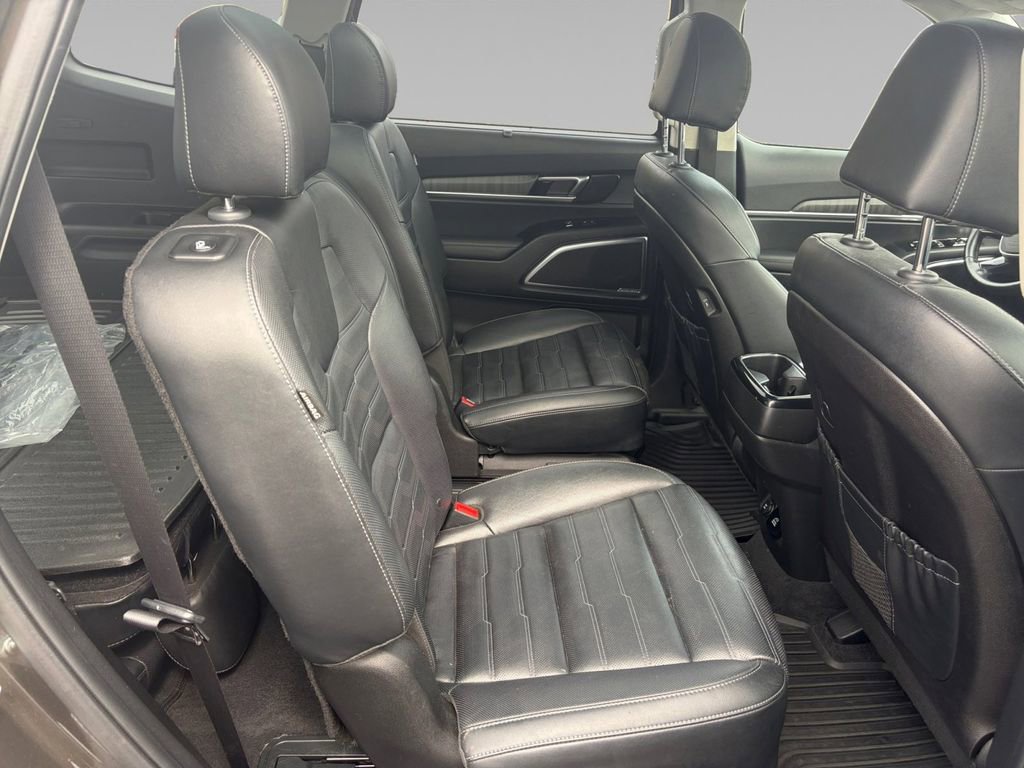 Used 2023 Kia Telluride SX Prestige AWD/4WD image 17