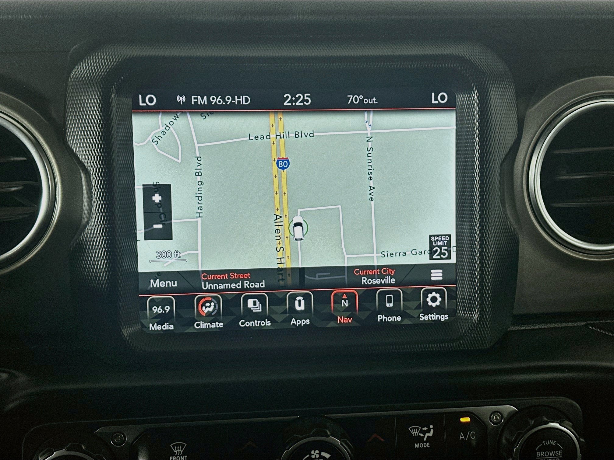 Used 2021 Jeep Gladiator Rubicon AWD/4WD image 21