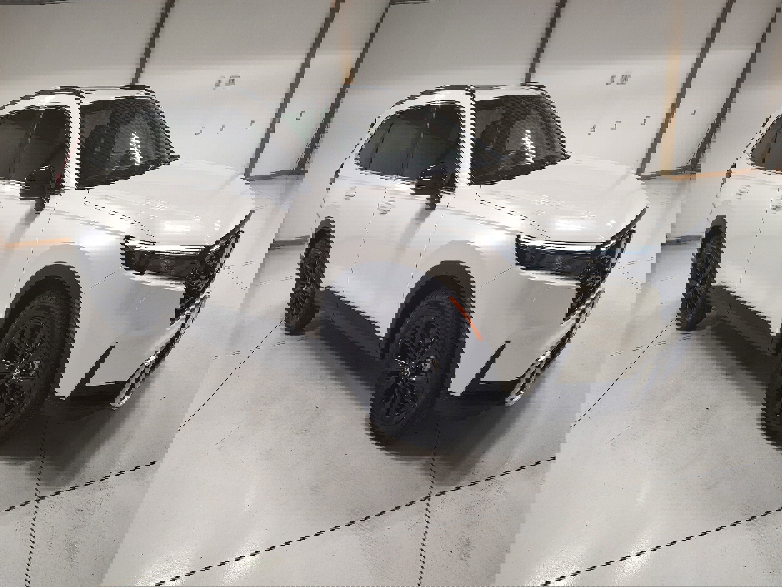 Used 2025 Honda CR-V Sport Touring image 2