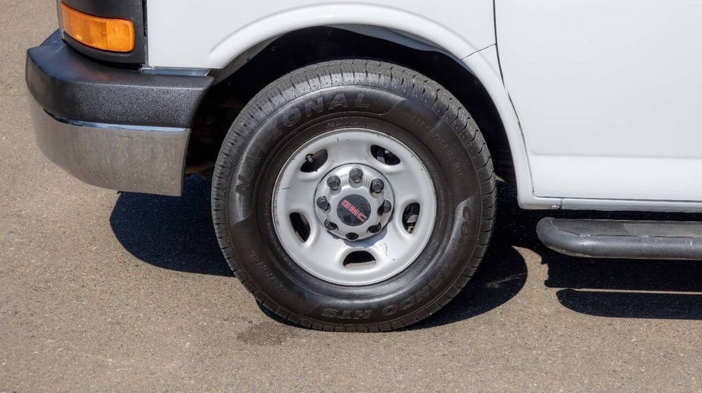 Used 2015 GMC Savana 3500 LS w/ Chrome Appearance Package image 14
