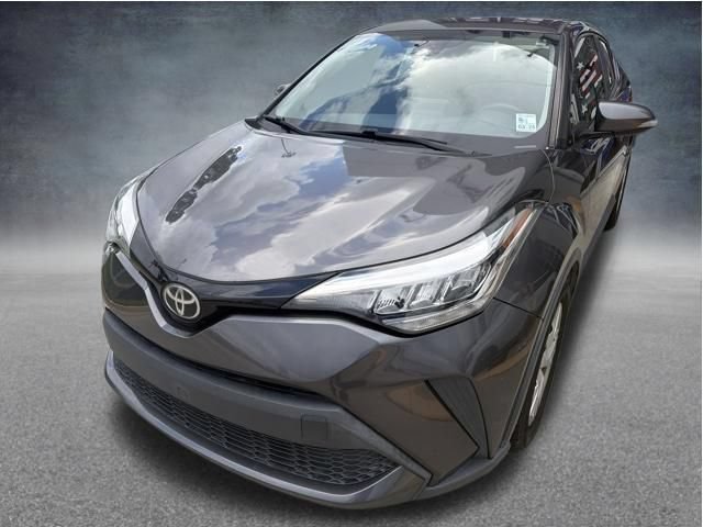 Used 2021 Toyota C-HR LE FWD image 3