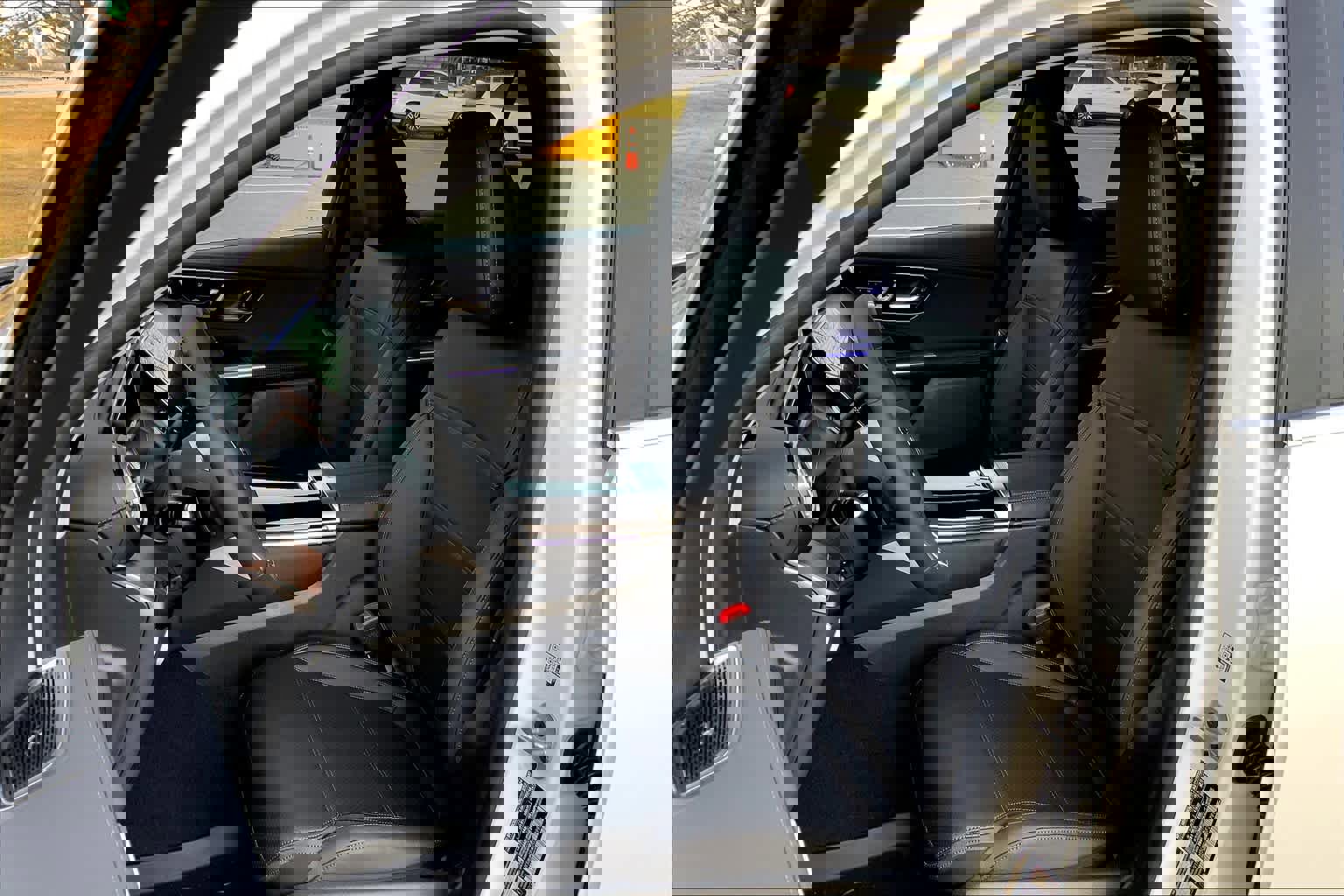 Certified 2025 Mercedes-Benz GLC 350e 4MATIC image 12