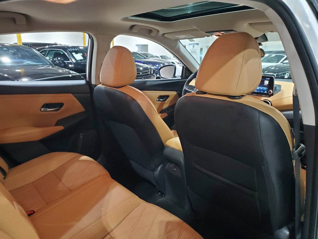 Used 2023 Nissan Sentra SV w/ SV Premium Package FWD image 21
