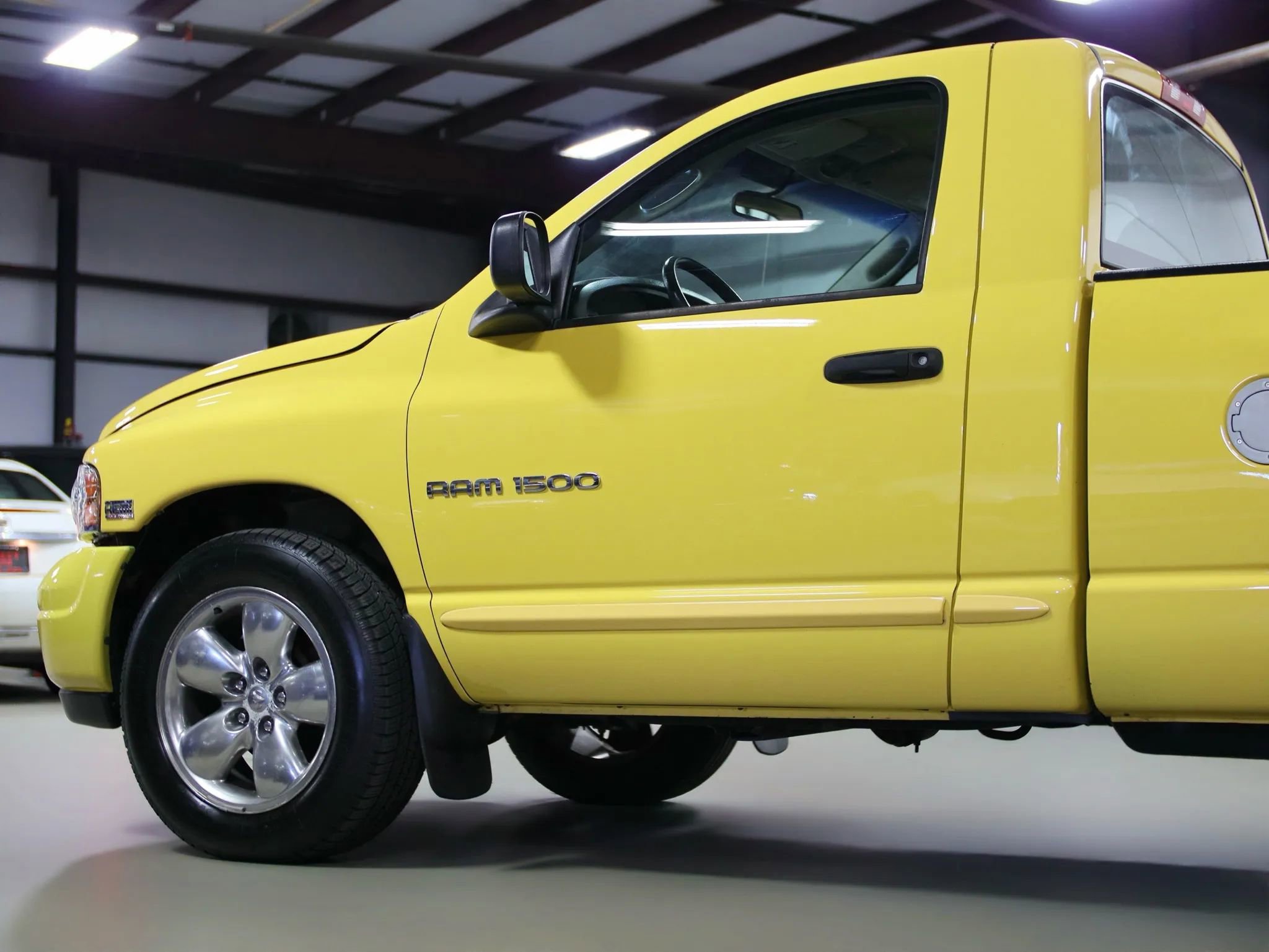 Used 2005 Dodge Ram 1500 Truck SLT w/ Rumblebee Group image 22