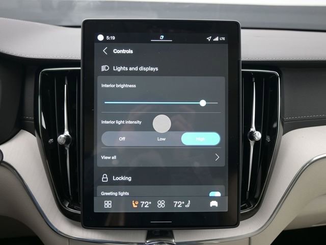 New 2026 Volvo XC60 B5 Ultra w/ Protection Package Premier image 17