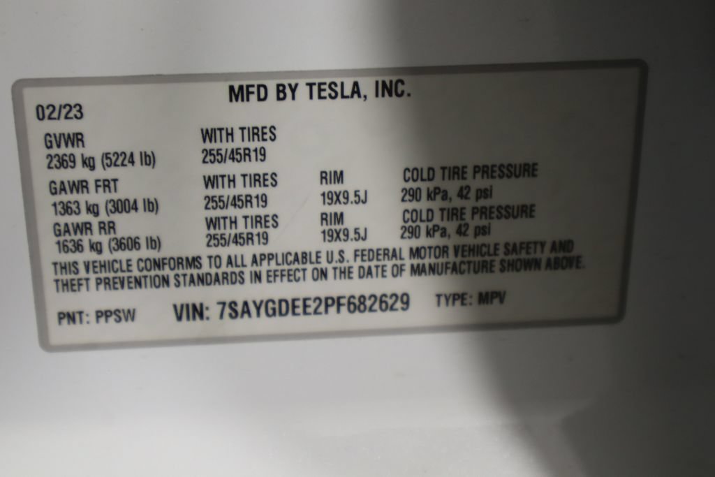 Used 2023 Tesla Model Y Long Range AWD/4WD image 40