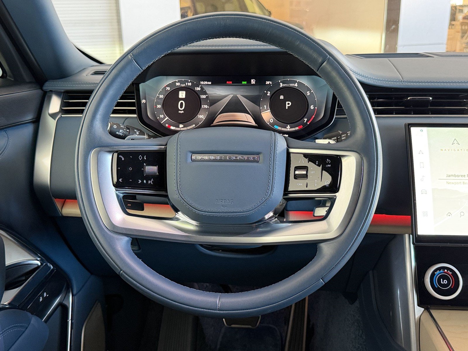 Used 2023 Land Rover Range Rover SV AWD/4WD image 11