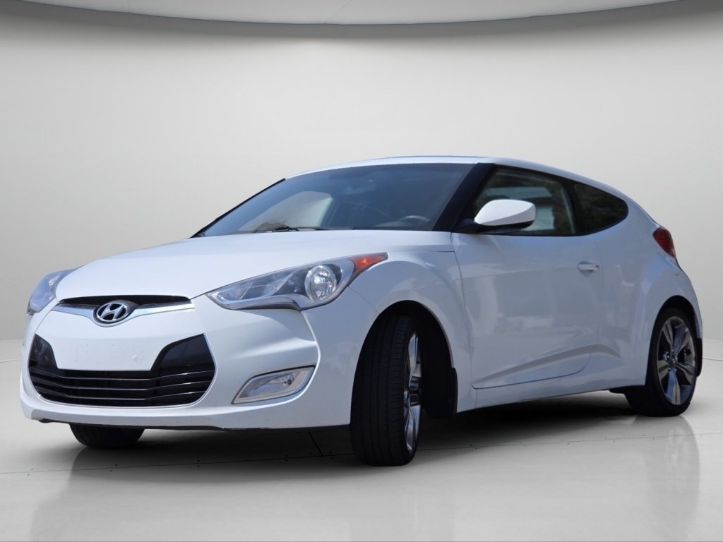 Used 2013 Hyundai Veloster w/ Tech Pkg FWD image 15
