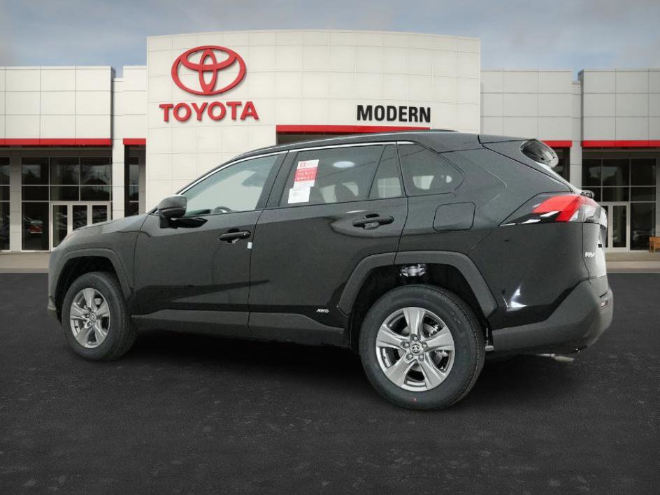 New 2025 Toyota RAV4 LE image 12