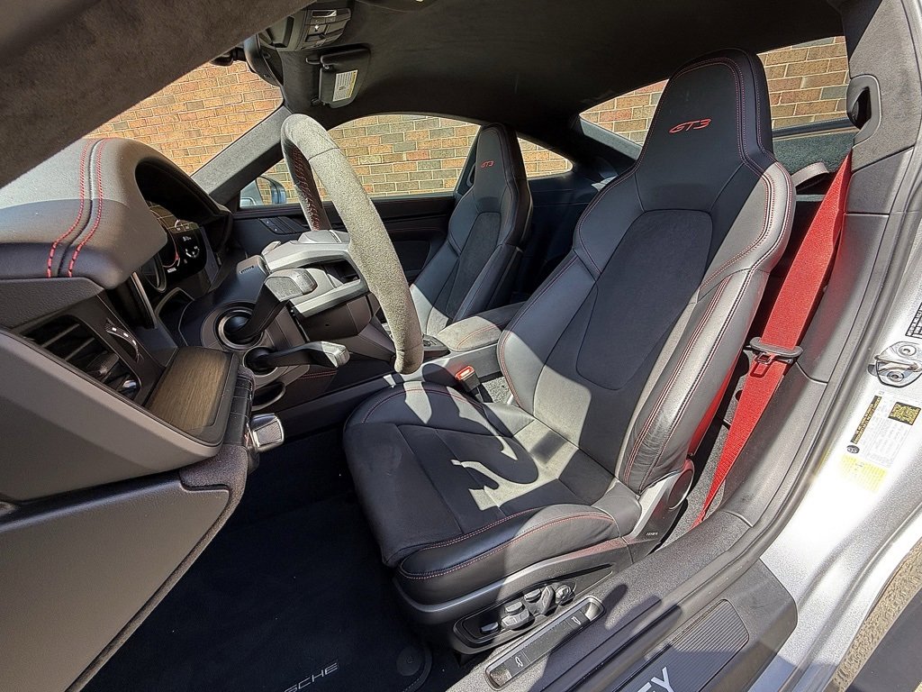 Used 2023 Porsche 911 GT3 image 5