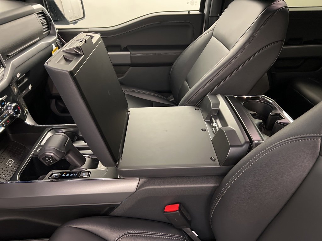 New 2025 Ford F150 XLT w/ Equipment Group 303A High image 29