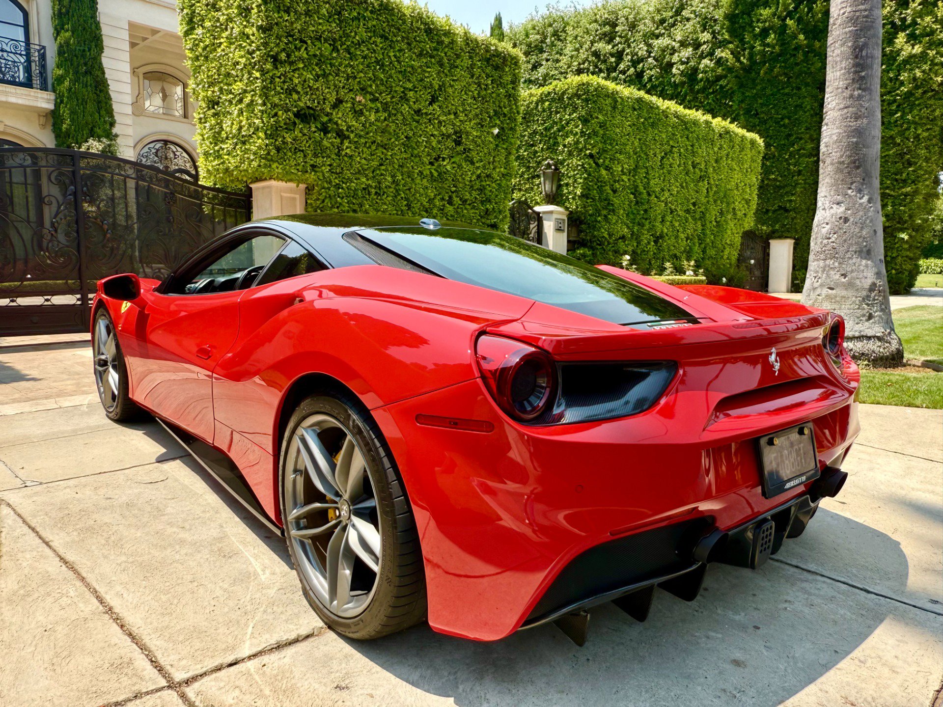 Used 2016 Ferrari 488 GTB image 28