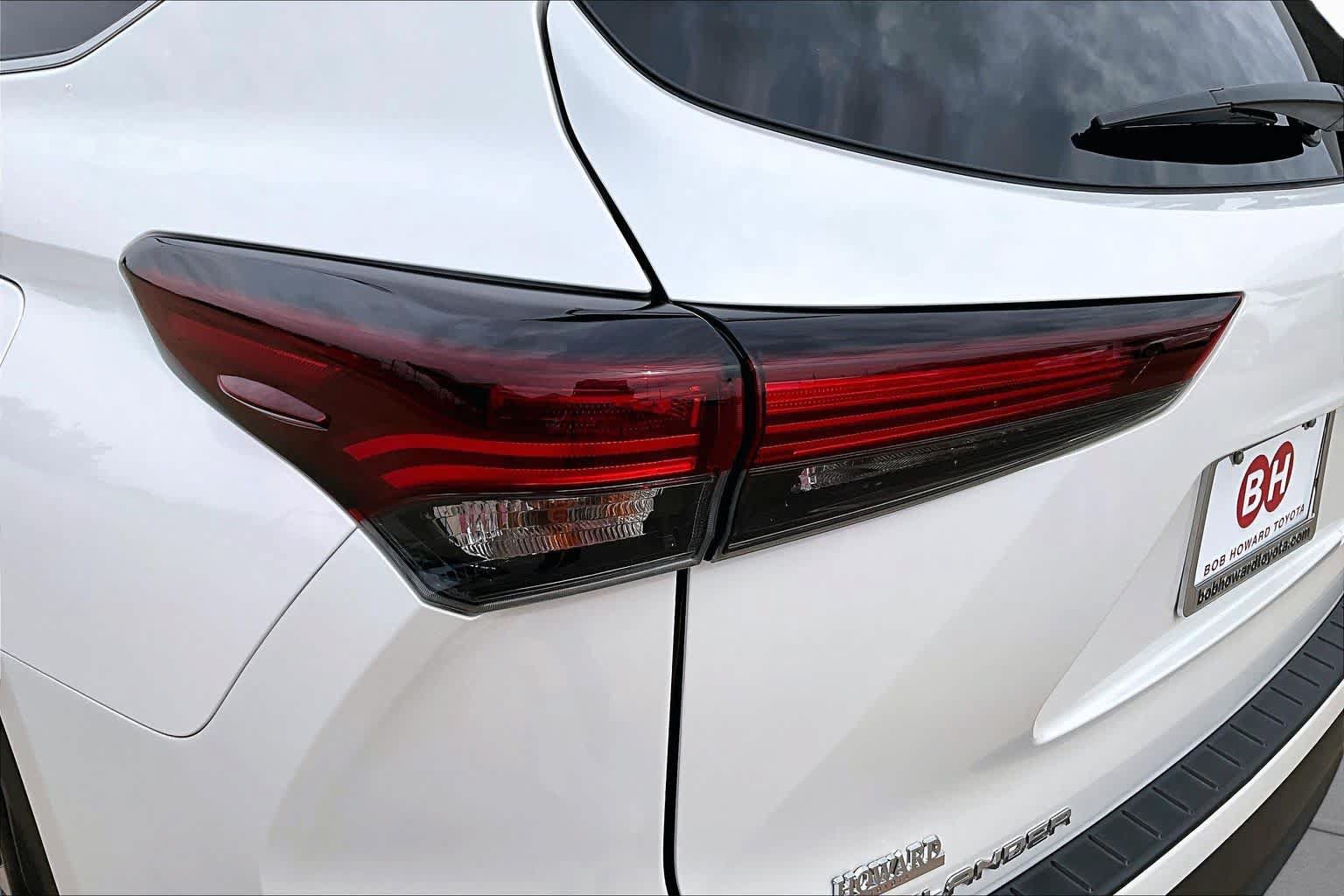 Used 2025 Toyota Highlander XLE AWD/4WD image 29
