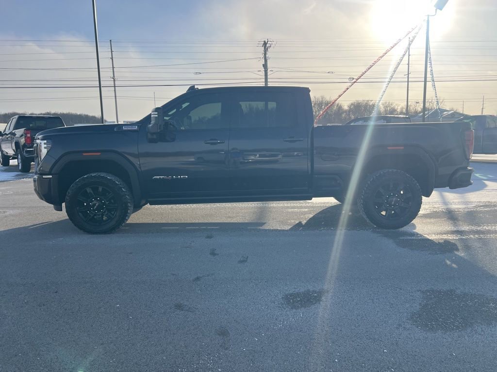 Used 2024 GMC Sierra 2500 AT4 w/ AT4 Premium Plus Package image 5