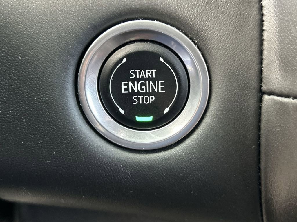 Used 2024 GMC Yukon Denali Ultimate image 17