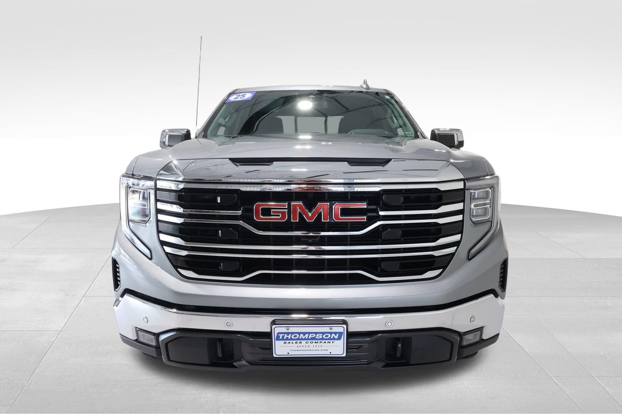 Used 2025 GMC Sierra 1500 SLT w/ SLT Premium Plus Package AWD/4WD image 7