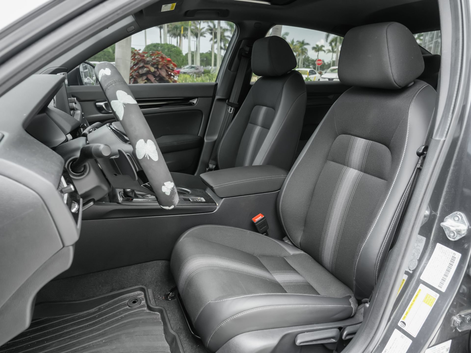 Used 2025 Honda Civic Sport image 17