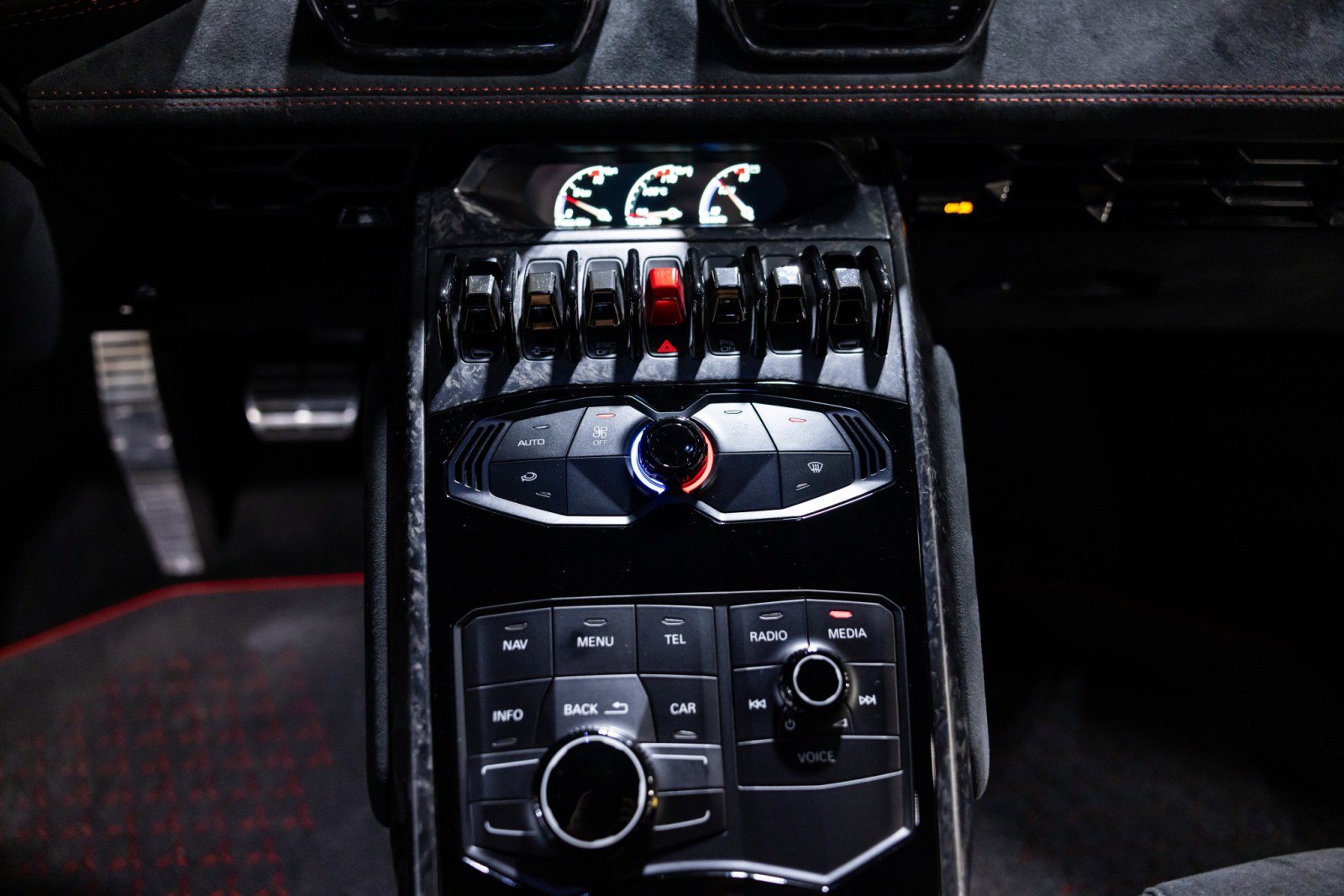 Used 2018 Lamborghini Huracan Performante image 41