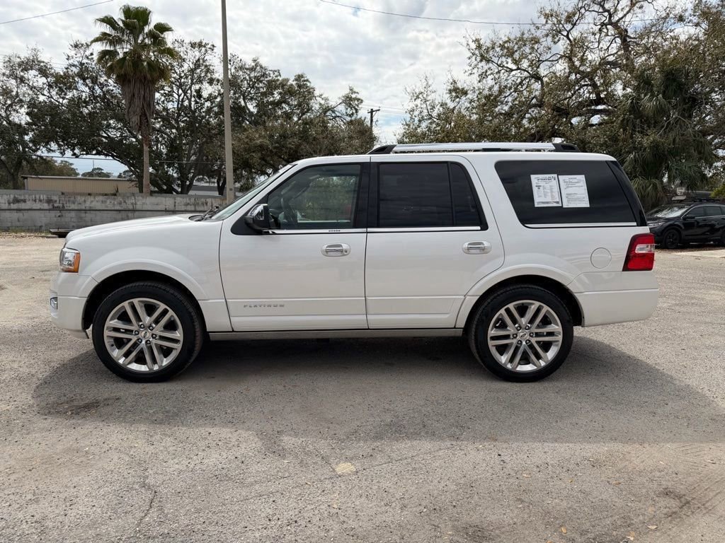 Used 2017 Ford Expedition Platinum image 3