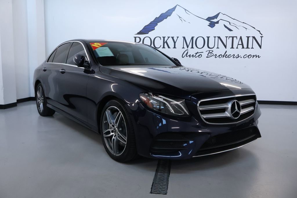 Used 2019 Mercedes-Benz E 300 4MATIC image 1