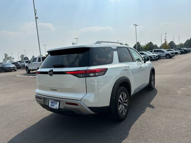 Used 2023 Nissan Pathfinder SL w/ Lighting Package (N92) image 33