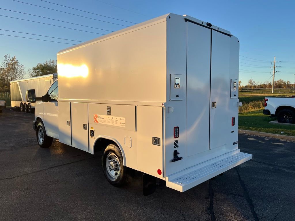 New 2025 Chevrolet Express 3500 w/ Power Convenience Package image 5
