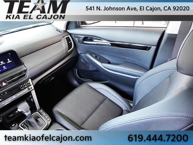 Certified 2025 Kia Seltos EX AWD/4WD image 21