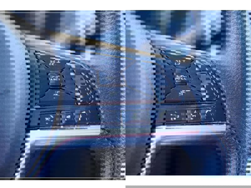 Used 2020 Nissan Kicks SV image 25