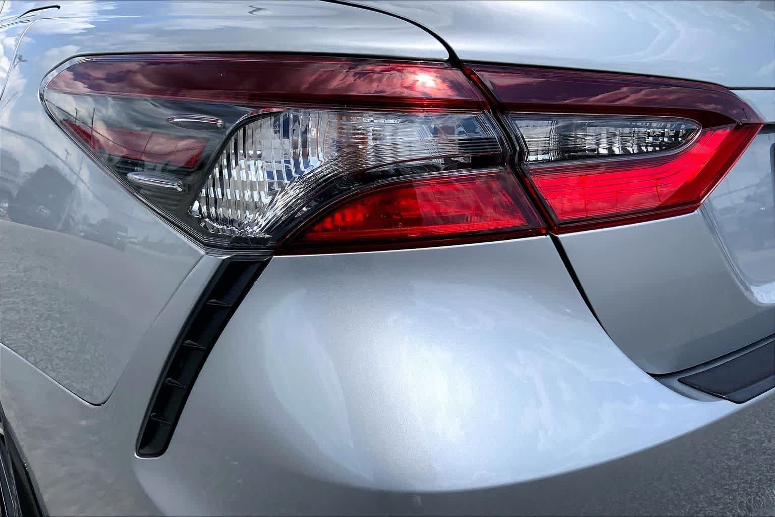Used 2024 Toyota Camry SE FWD image 28