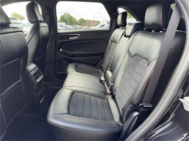 Used 2024 Ford Edge ST-Line w/ Cargo Accessory Package image 28