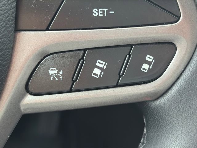 Used 2022 Jeep Cherokee Limited w/ Elite Package image 45