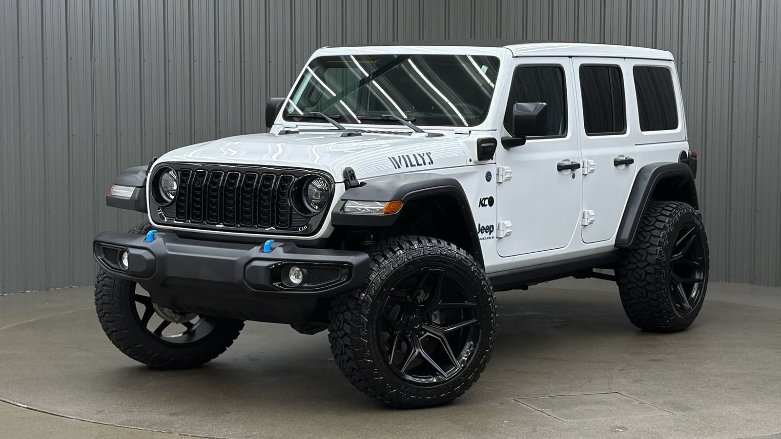 Used 2024 Jeep Wrangler Unlimited AWD/4WD image 1