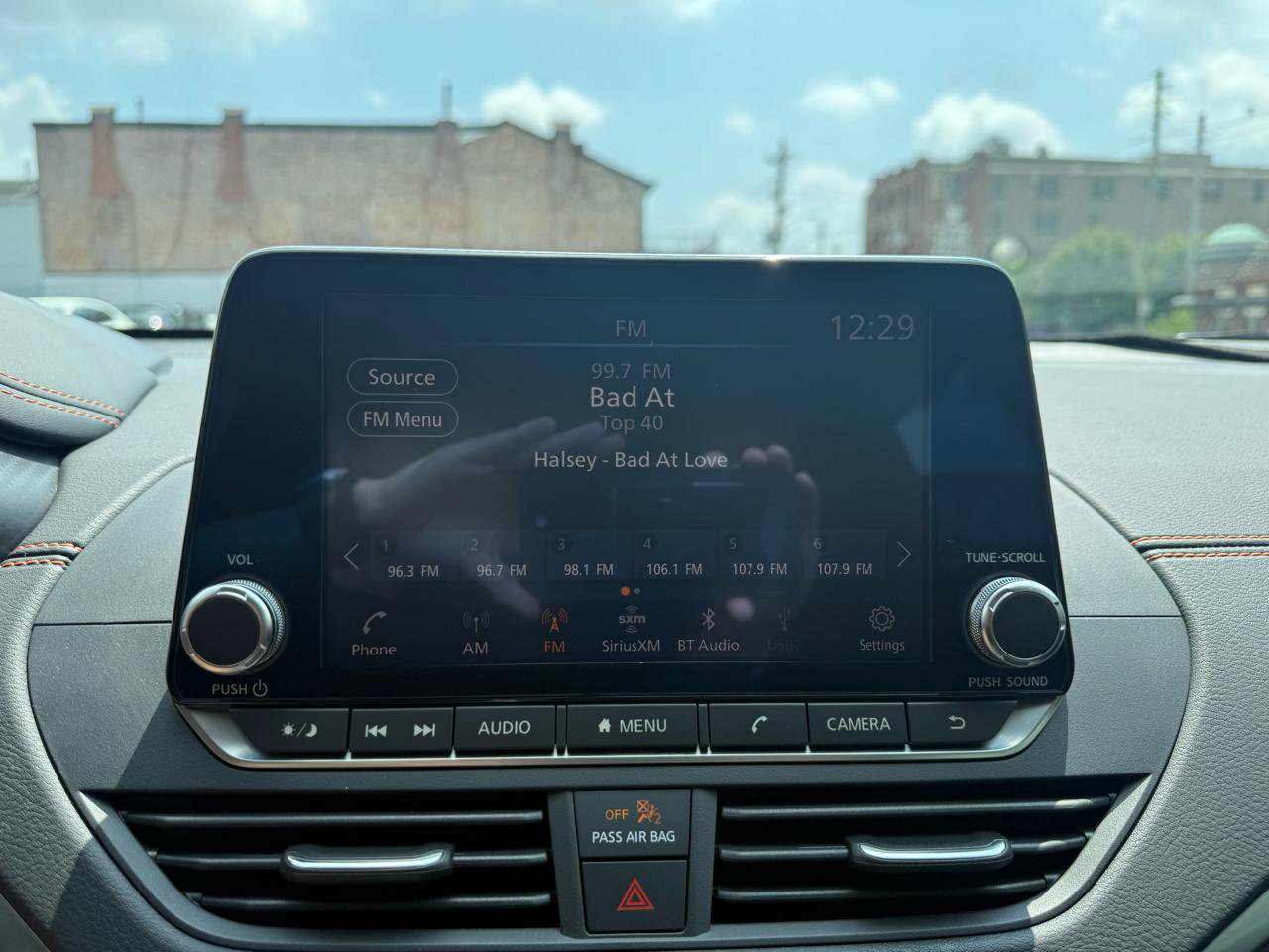 Used 2019 Nissan Altima 2.5 SR w/ SR Premium Package FWD image 10