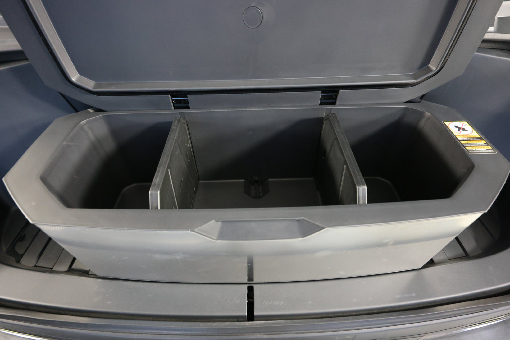 Used 2025 Tesla Cybertruck AWD Crew Cab image 42