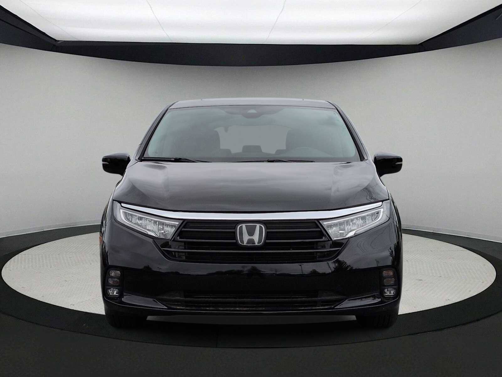 Used 2023 Honda Odyssey EX-L image 3