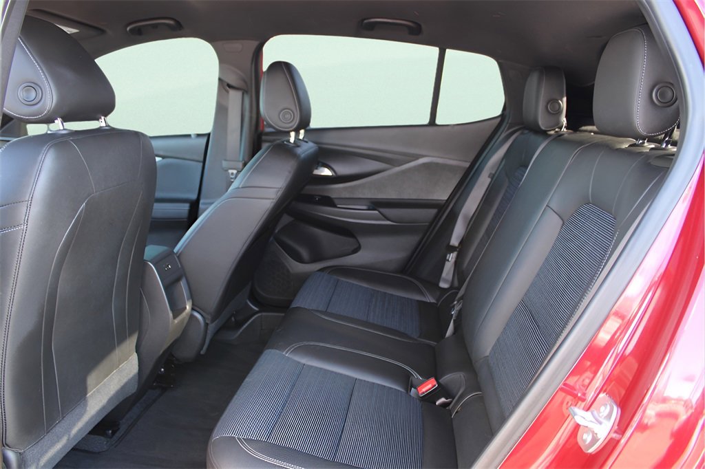 Used 2024 Buick Envista Preferred w/ Convenience II Package image 16