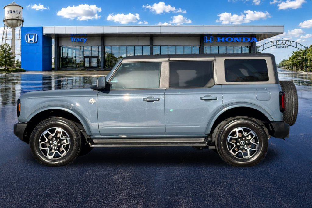 Used 2025 Ford Bronco Outer Banks AWD/4WD image 11
