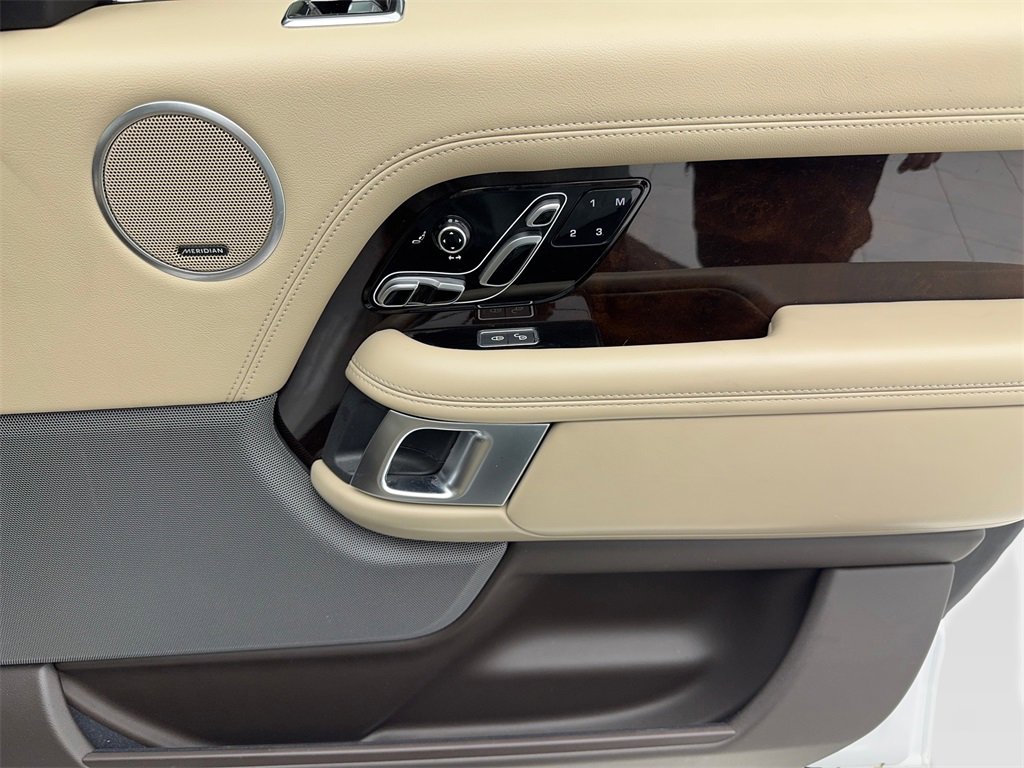 Used 2020 Land Rover Range Rover HSE image 51